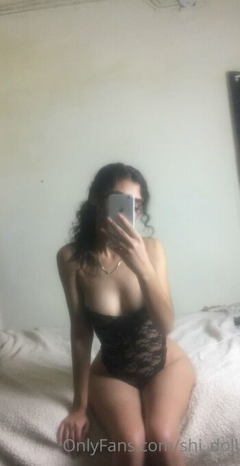 Shi Doll