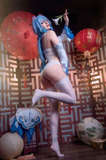 Shiro Blossoms