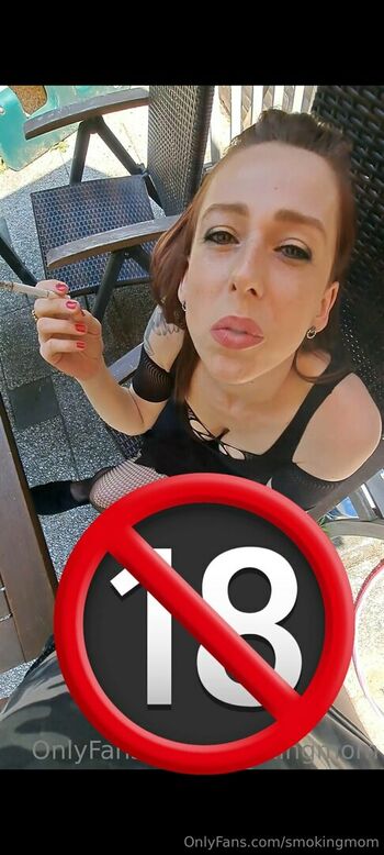 smokingmom