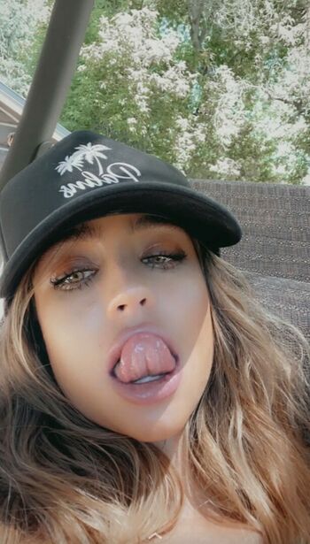 Sommer Ray