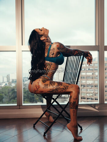 spicyxnena