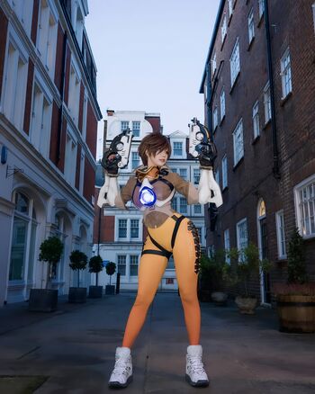 Spiral Cats Cosplay
