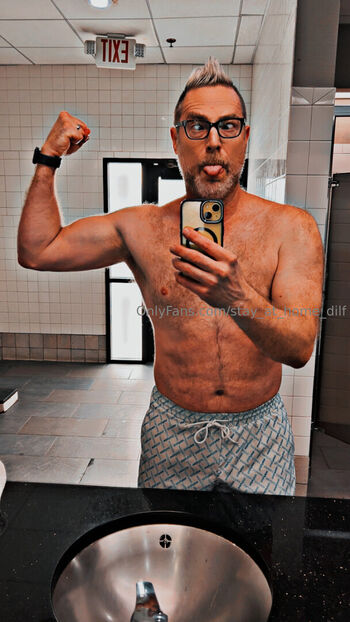 stay_at_home_dilf