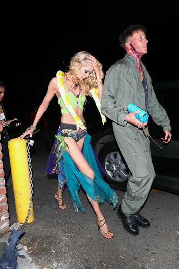 Stella Maxwell