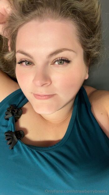 strawberrybreetv