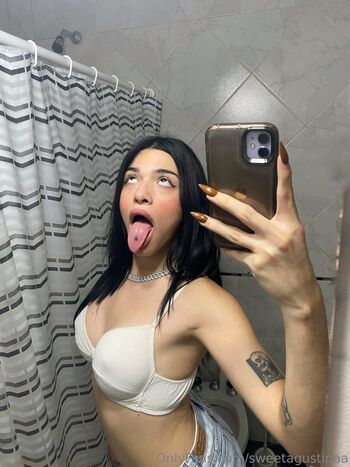 sweetagustinaa