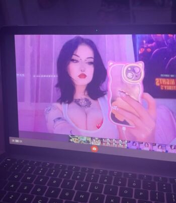 sylvieexo