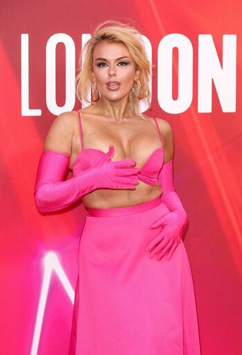 Tallia Storm