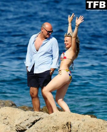 Tallia Storm