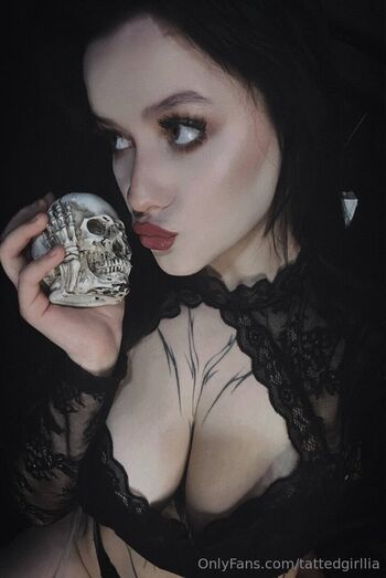 tattedgirllia