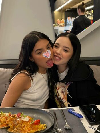 tenderlybae
