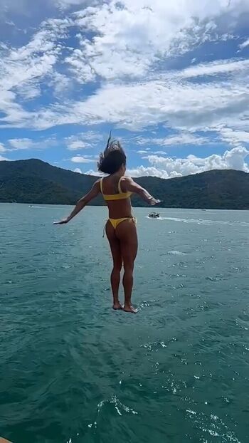 Thaís Bianca