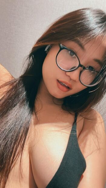 Thanyanan__Bow