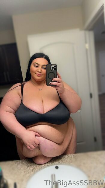 thebigassssbbw1