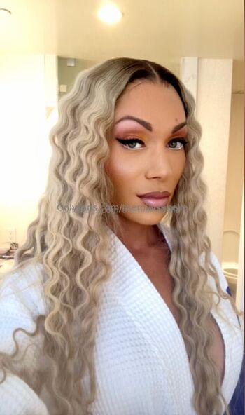 themiaisabella