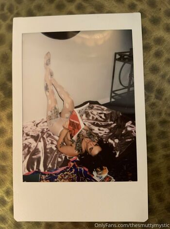 thesmuttymystic