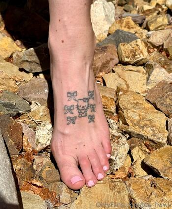 toe_hawk