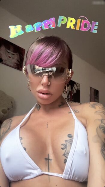 Toni Trips