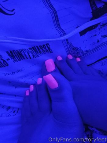toryfeet