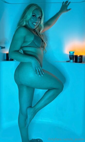 ts_aralee
