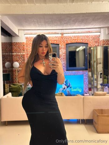 ts_monica