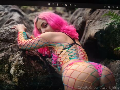 Twerk Kitty