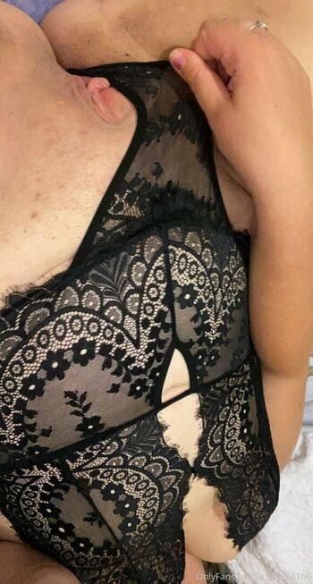 u105624166