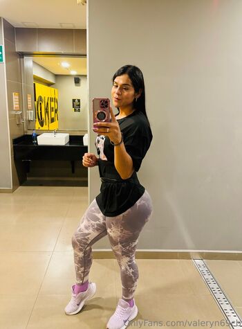 valeryn69cb
