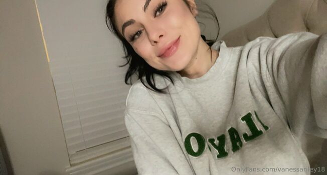 vanessariley18