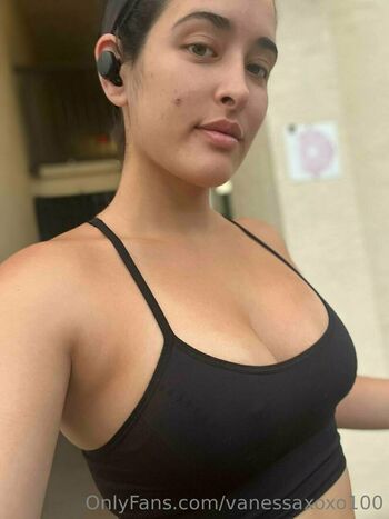vanessaxoxo100