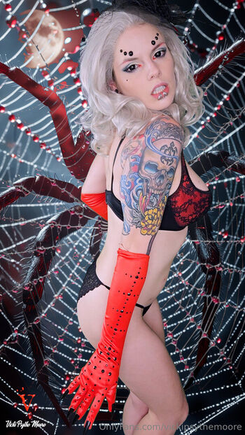 vickipsythemoore