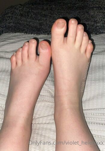 violet_helenaxx