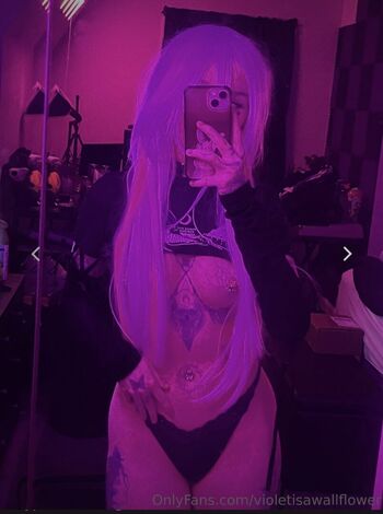 violetisawallflower