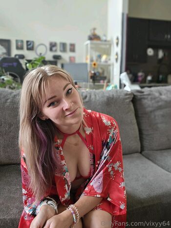 Vixyy64