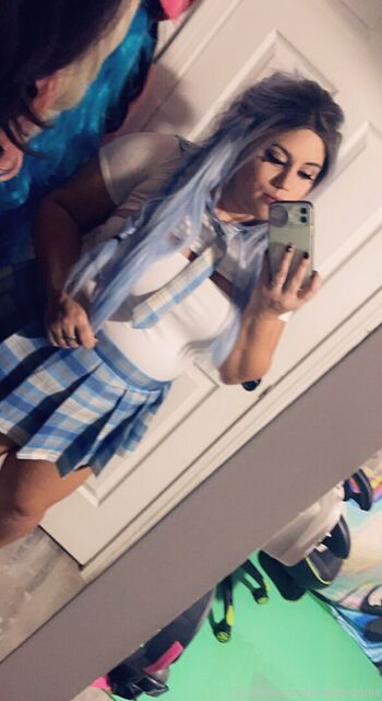 WatchGirlsPlay
