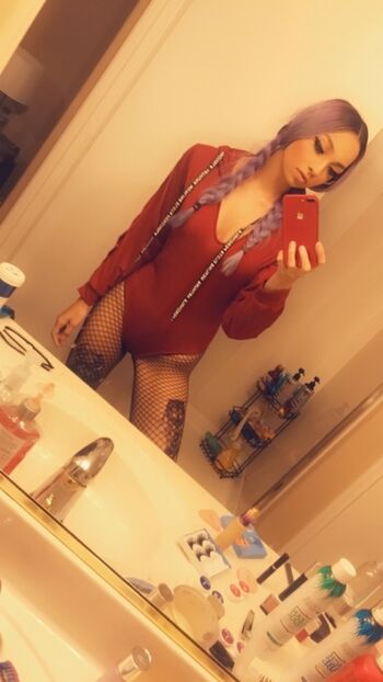 WatchGirlsPlay