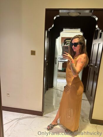 woahhvicky