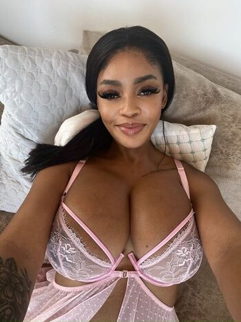 Women Who Are The 'Complete Package' | Tits