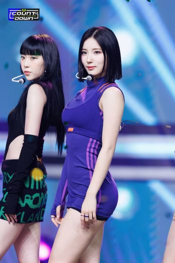 WomenK-pop