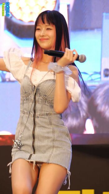 WomenK-pop