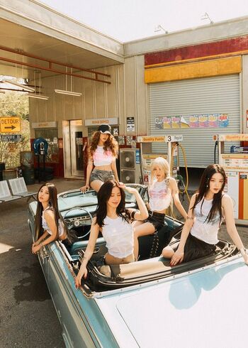 WomenK-pop