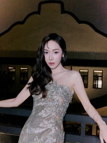 WomenK-pop