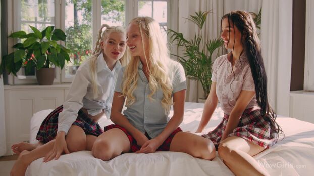 WowGirls