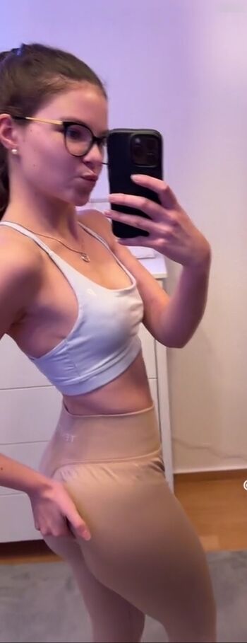 xisabellaabrown