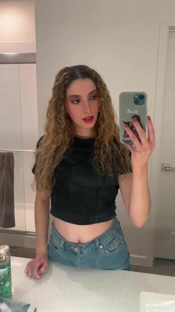 Yanellis Linares