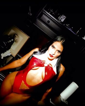 Zelina Vega