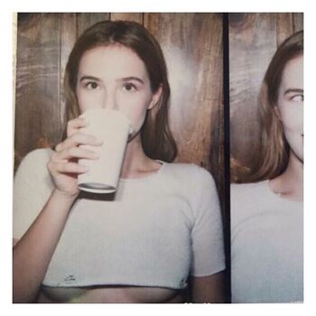 Zoey Deutch