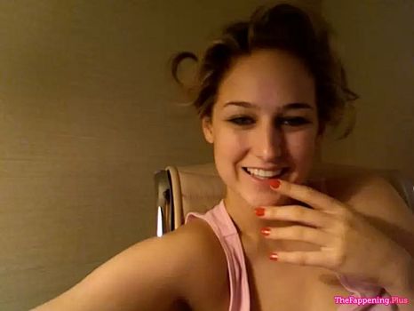 Leelee Sobieski